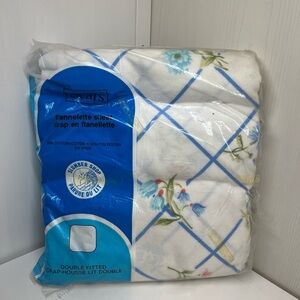 Vintage Bedding Sheets Floral Blue Stripes Double Fitted 50% Cotton & polyester
